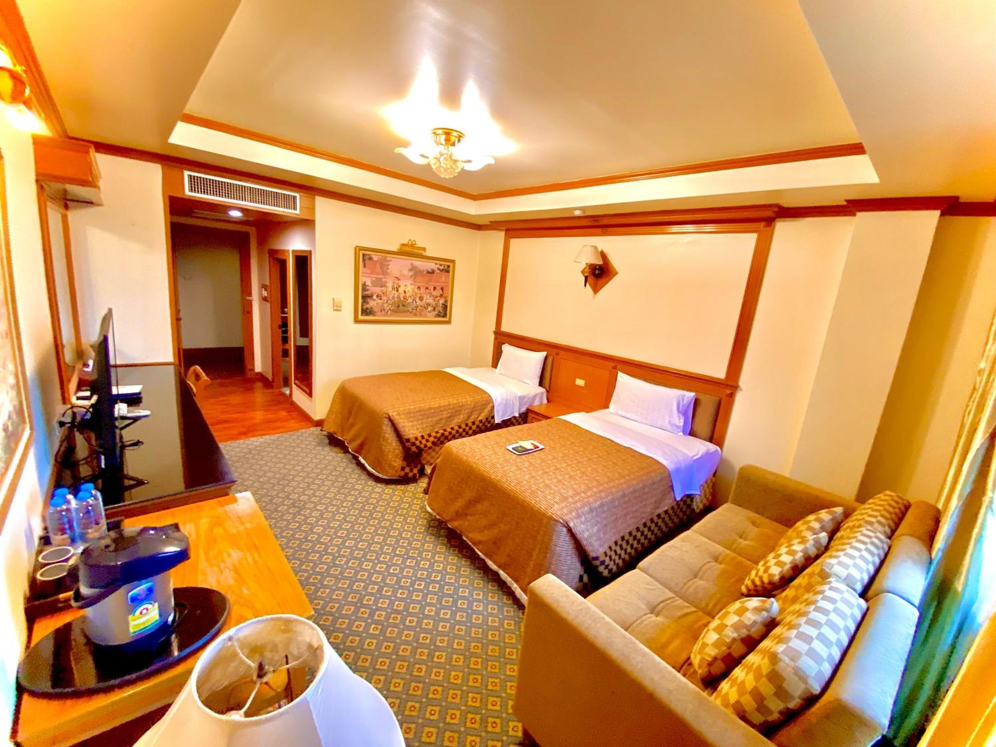 Taksilahotel Махасаракхам Экстерьер фото