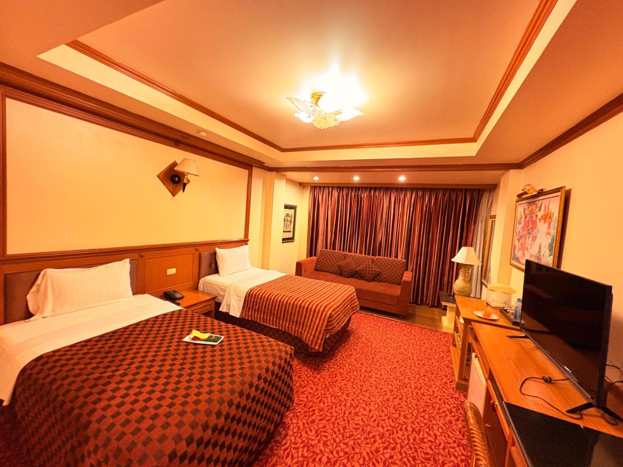 Taksilahotel Махасаракхам Экстерьер фото