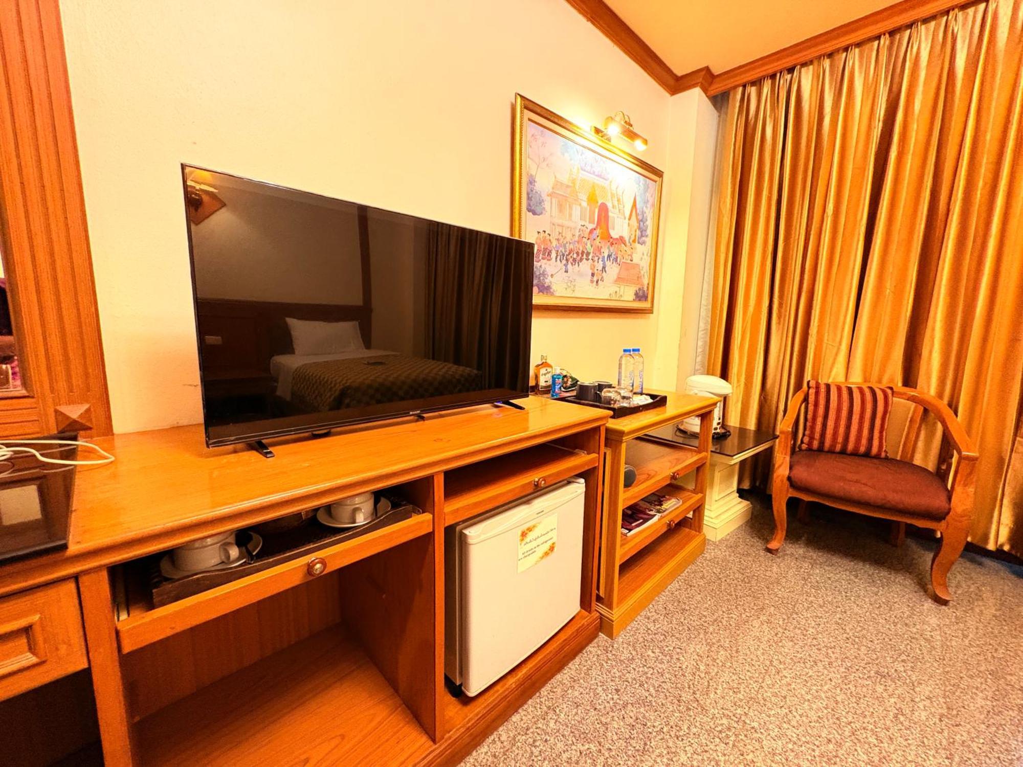 Taksilahotel Махасаракхам Экстерьер фото