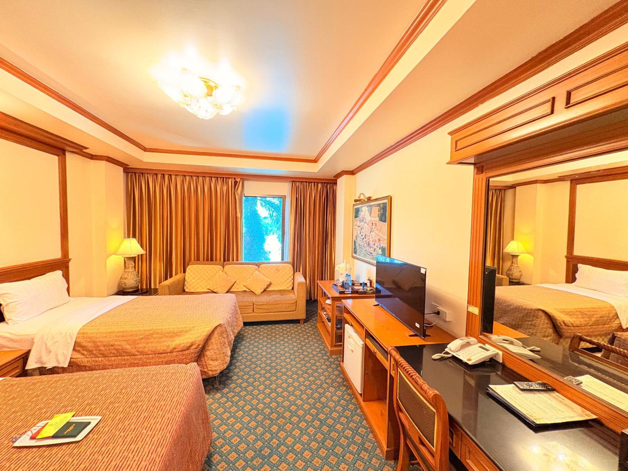 Taksilahotel Махасаракхам Экстерьер фото