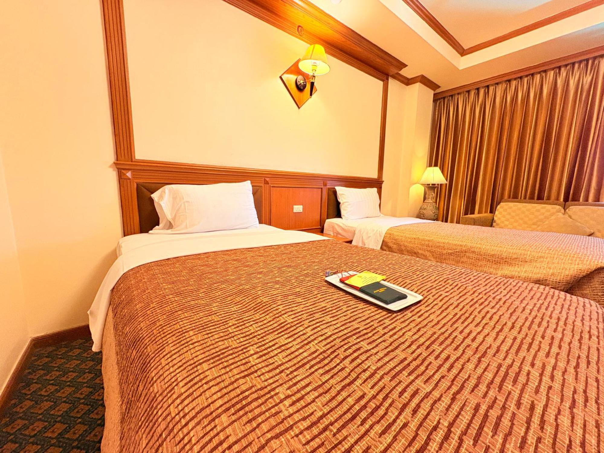 Taksilahotel Махасаракхам Экстерьер фото